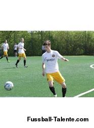 Nils Schuster  Nils Schuster